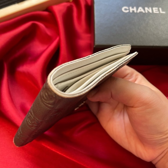 Chanel Bifold Texture wallet (Icon Collections) - Picture 7 of 7